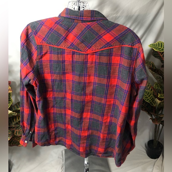 Mossimo size Large plaid button up - Picture 5 of 8